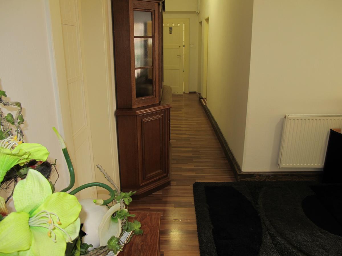 All Seasons Hostel Prága Kültér fotó
